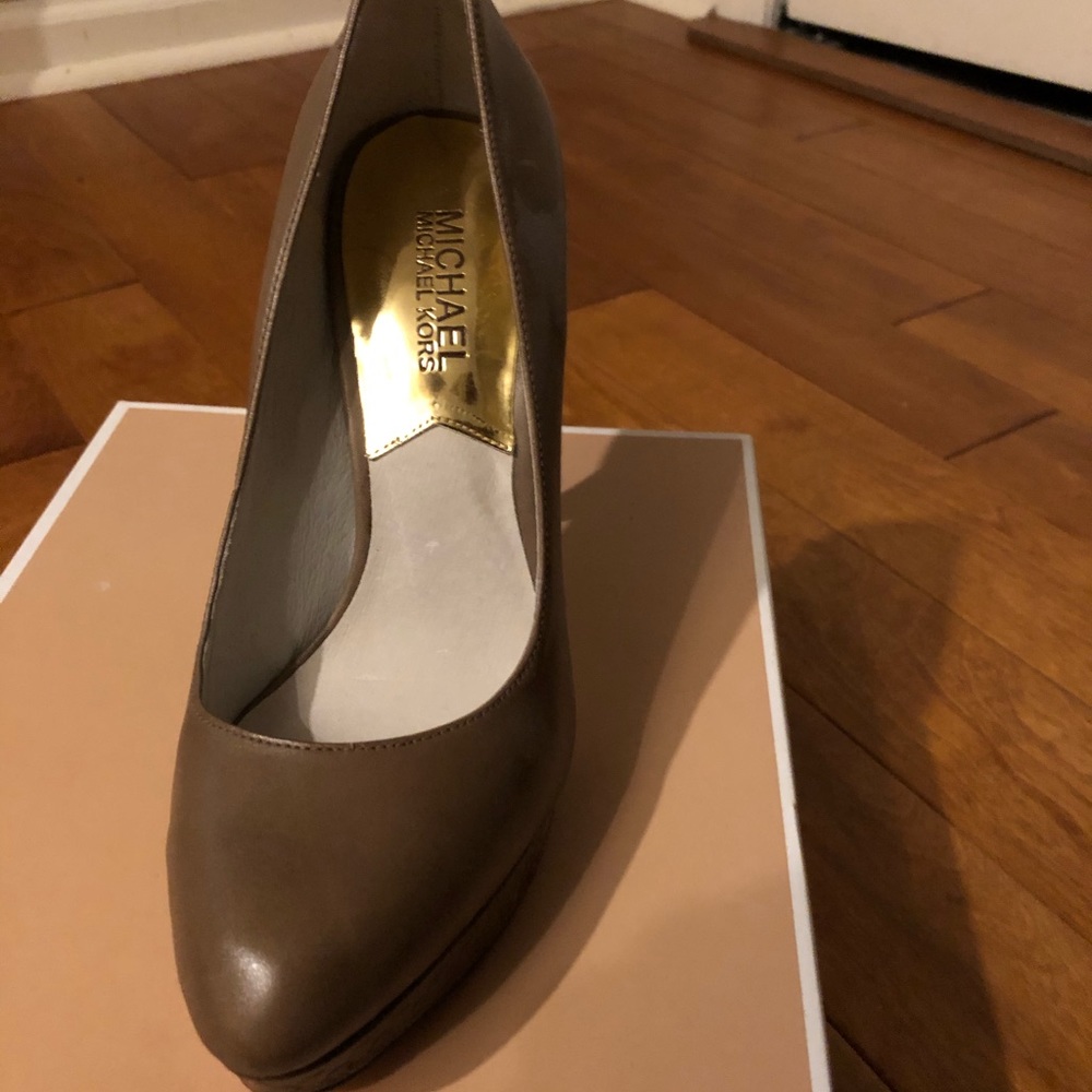 Michael Kors Platform Pump